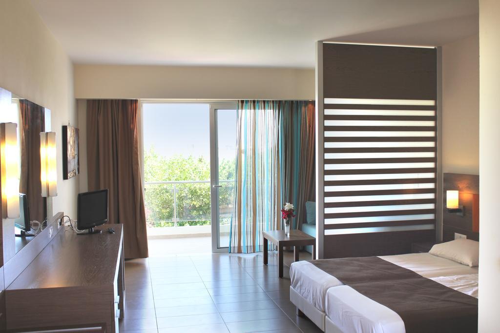 Sea Melody Beach Hotel Apartments 伊利索斯 客房 照片