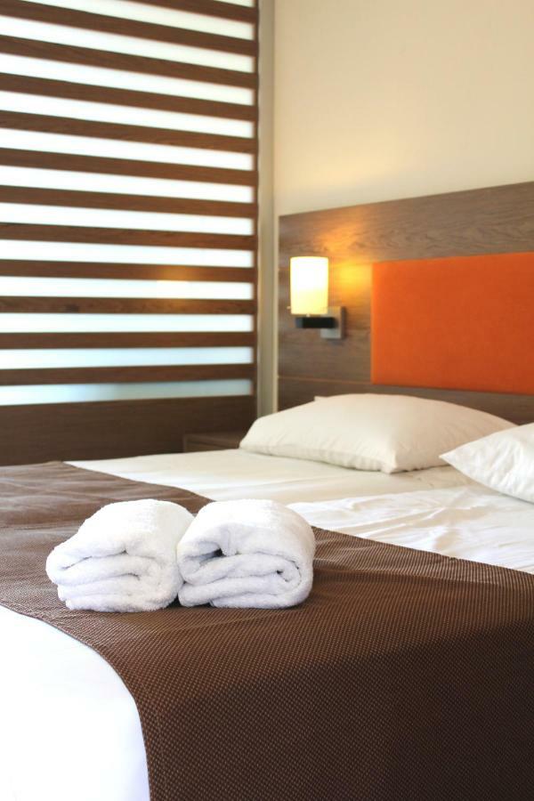 Sea Melody Beach Hotel Apartments 伊利索斯 外观 照片