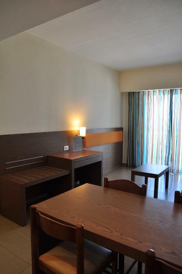 Sea Melody Beach Hotel Apartments 伊利索斯 外观 照片