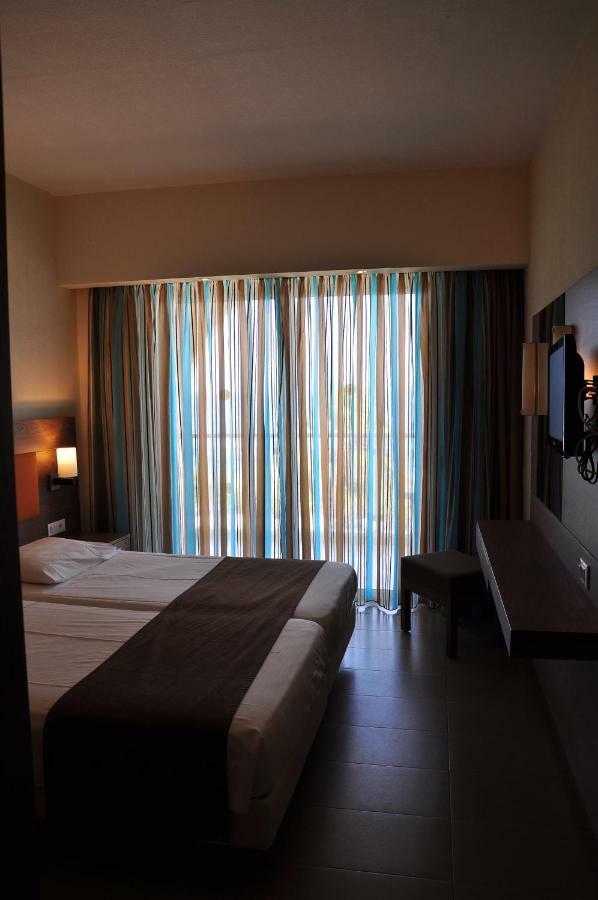 Sea Melody Beach Hotel Apartments 伊利索斯 外观 照片